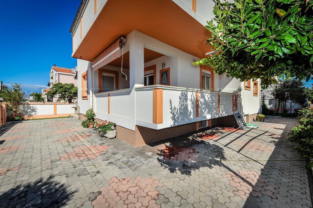 Apartment Bozena Nin Esterno foto